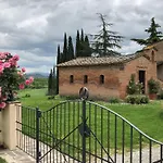 Gemuetliche Mit Grill- Garten Und Gemeinschaftspool By Interhome 키우시