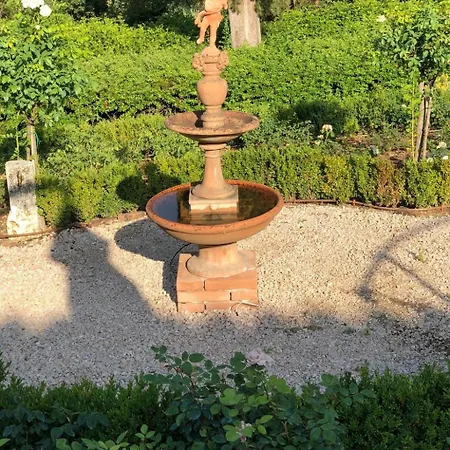 Gemuetliche Mit Grill- Garten Und Gemeinschaftspool By Interhome * Chiusi